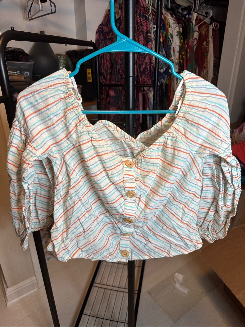 Line & Dot White Cropped Button-Front Top with Multi Stripes - Picture 2 of 8